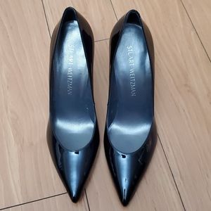 Brand new w box Stuart Weizman Black Patent Pump